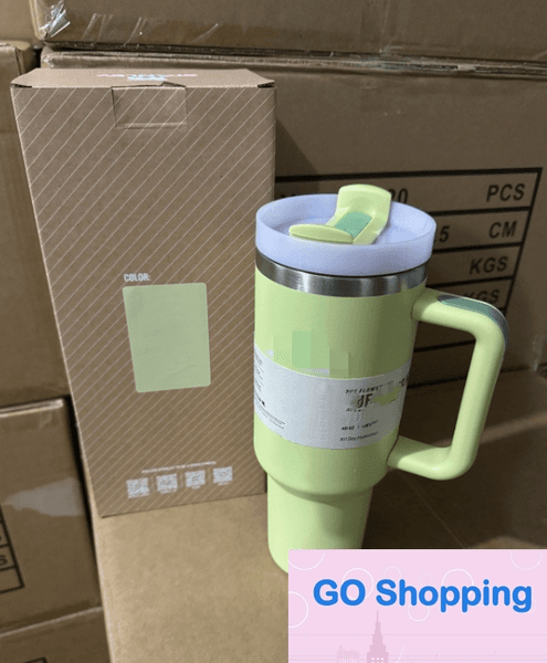 Top Quatily US Stock 40oz Stainless Steel Cups with Silicone handle Lid And Straw Car mugs Keep Drinking Cold Water Bottles
