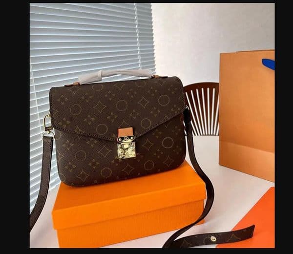 High Quality Designer Shoulder Bag Fashion Handbags Women Handbag Leather Embossing Messenger Totes purses Woman Crossbody Bags