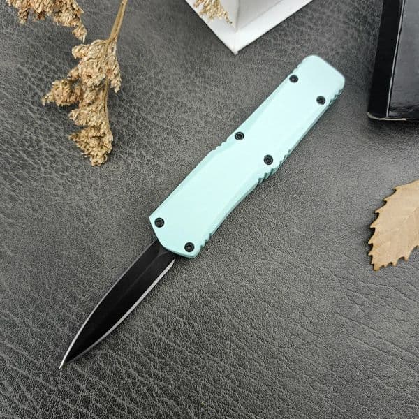 4 Models Mini A07 OTF Tactical Pocket Knives 440c Steel Blade Higher Quality Zinc Alloy Handles Outdoor folding knife Camping Tools Multifunction Hunting EDC Kn