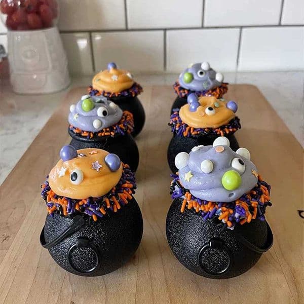 6/12pcs Mini Black Kettles Candy Box Witch Cauldron Pot Candy Bucket Holder Halloween Party Decoration trick or treat KIds Gift Y240801