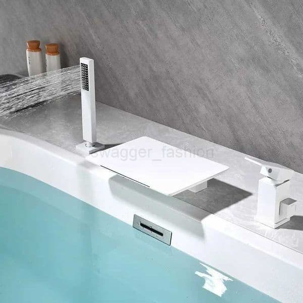 Elegant Waterfall Bathtub Faucet Set with Handheld Shower for Three-Hole Tub Edge Hot and Cold Water MixerXJ9