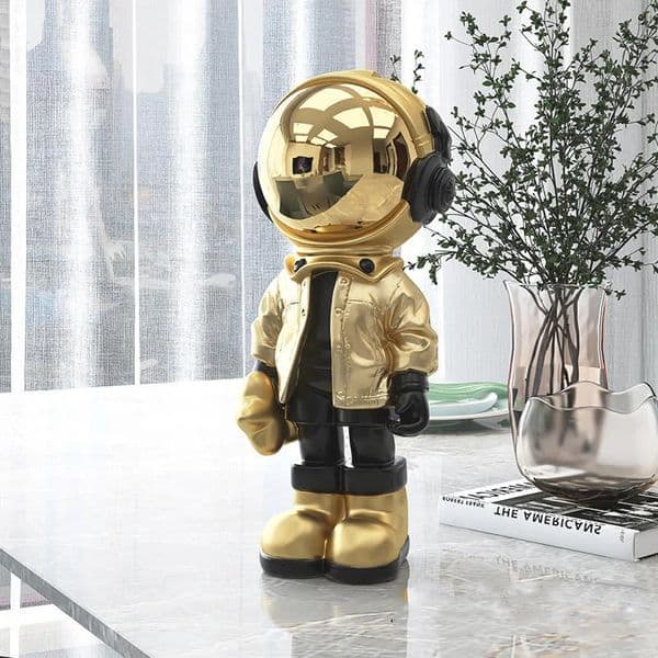 ogne Creative Resin Cartoon Astronaut cologne Statue Home Images Desktop Sculptures Nordic Interior perfume Decoration Gifts Free Shipp 1011