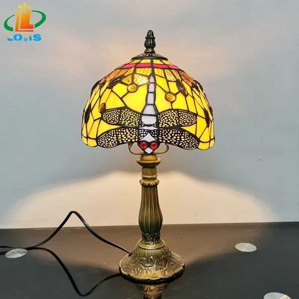 Free Delivery To Europe Paragraph Dragonfly Glazed Small Tiffany Lamp Bedroom Study Desk Antique Childrens Bedside Metal Base Y240806