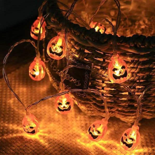 Halloween New Led Skull Pumpkin Bat Lights Haunted House Chamber Holiday Party Atmosphere Lights String Decoration Y240807