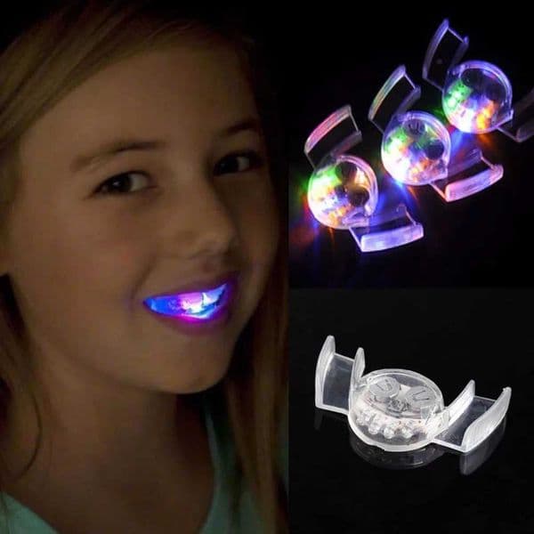 Flashing Mouth Guard Piece for Kids Flashing Flash Brace Festive Party Favor Supplies Funny LED Light Children Toys Y240807