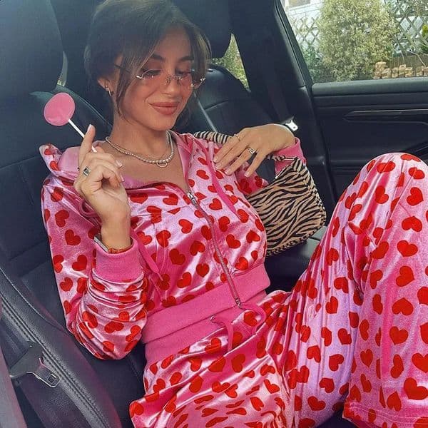 Pink Velvet Heart Print Two Piece Set Women Long Sleeve Hoodie Crop Tops Loose Pants Woman Spring Autumn Zip Up Sportwear 240810
