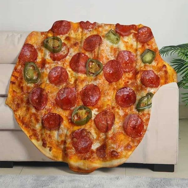 1pc Warm and Cozy Pizza Flannel Blanket - Perfect for Travel and Home UseXJ240813