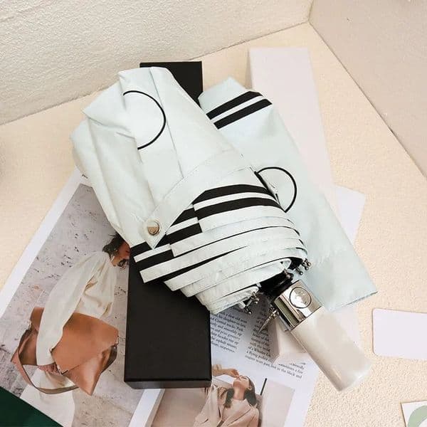 Woman luxury umbrella fold umbrella designer umbrella open windproof full autimatic white colors letters rain umbrella fishing four folding umbrella gifts