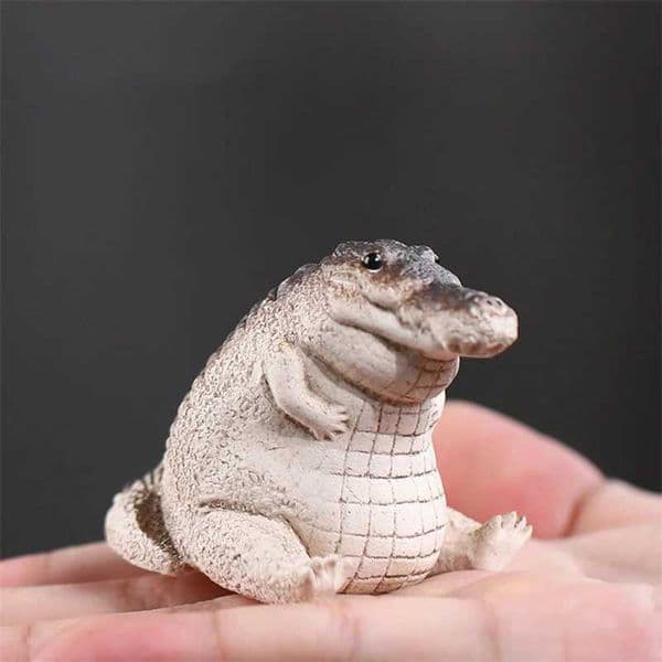 1PC Boutique Purple Sand Tea Petting Little Crocodile Tea Pet Ornaments Handmade Tea Ceremony Tea Play Financial TeaTable GiftXJ4