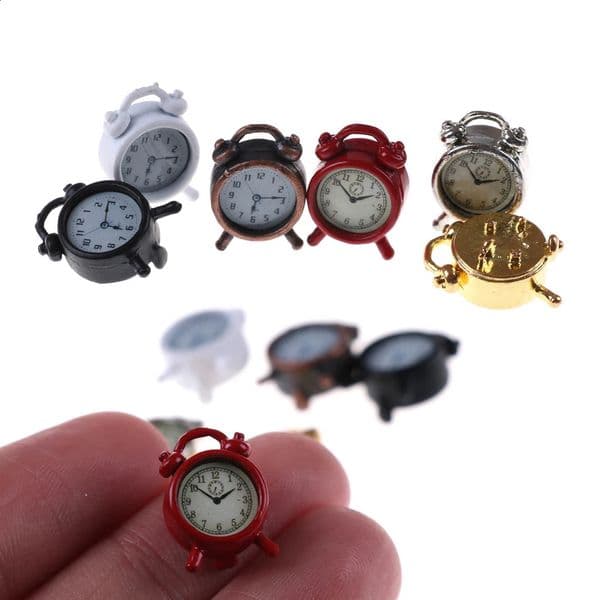 1pcs 1 12 Scale Alarm Clock Mini Home Decoration Dollhouse Miniature Toy Doll Kitchen Living Room Accessories 6 Colors 240816