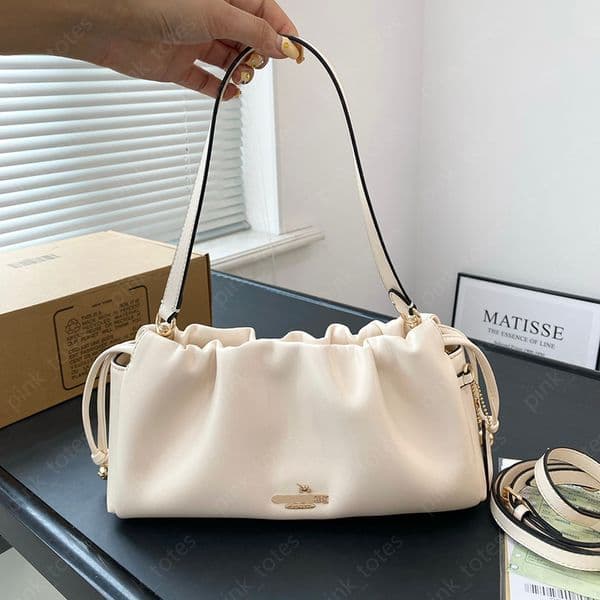 Womens Shoulder Bag Designer Hobo Bags Luxury Leather Handbags Underarm Purse Fashion Gold Hardware Ladies Clutch Bag 2 Sizes CWD -16