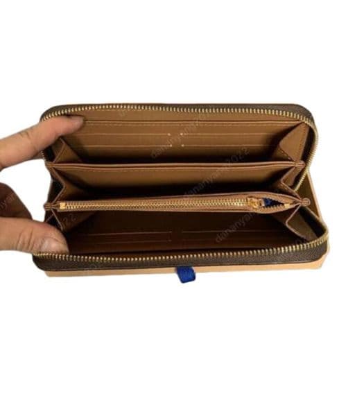 M60017 Leather Clutch Wallet for Women - Long Design with Single Zipper and Card Holder box