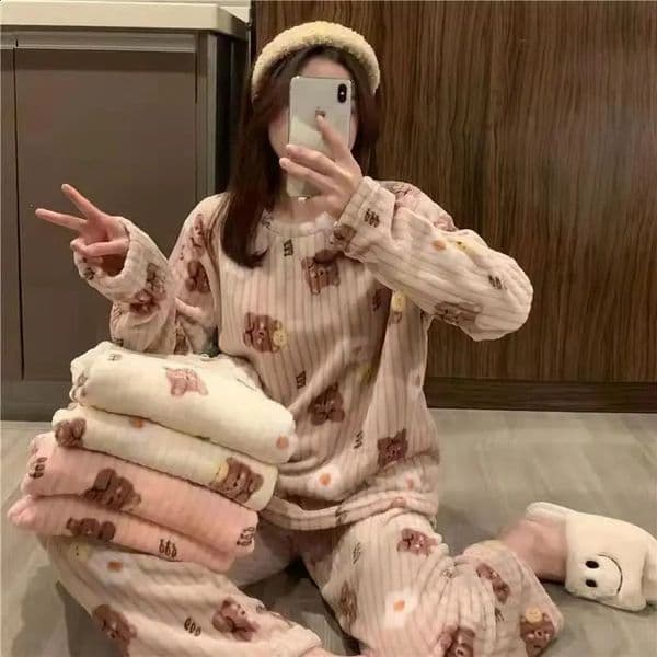 Autumn and Winter Warm Flannel Womens Pajama Set Thick Coral Velvet Long Sleeve Cartoon Thin 240819BJ