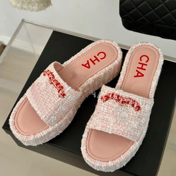 Paris catwalk design ladies summer highheeled Slippers square Luxury designer High waterpro platform sandals fashion party slide wedge slides Ttable shoes J26032