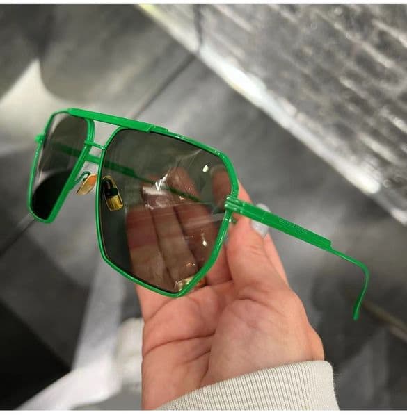 2024 New Fashion Designer Sunglasses Classic Glasses Goggles Outdoor Beach Sunglasses Men and Women 10 Colors 1012S
