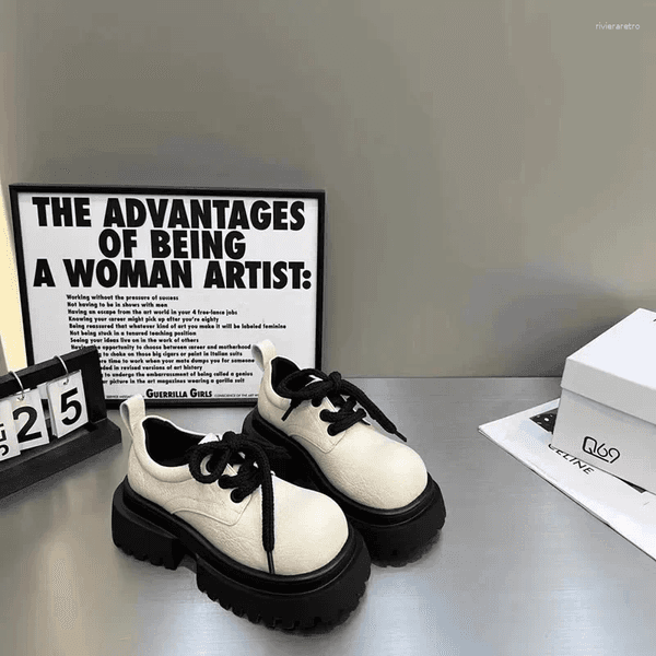 Casual Shoes 2024 Women Autumn Black Brown White Platform Flats Loafers Lacing Single Designer Leather Oxfords