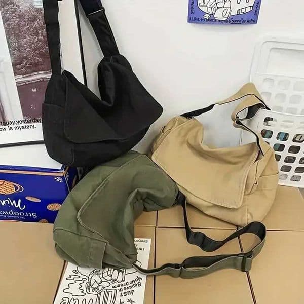 Lazy Wind Draped Crossbody Female Literary Classroom Messenger Bag Japanese Washed Canvas Bag Casual Shoulder Bag Male CL240823