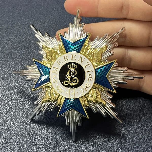 Exquisite Bavarian Military Meritorious Medal Advanced Replica Metal Badge Personality DIY Decor Brooch Classic Souvenir 240812
