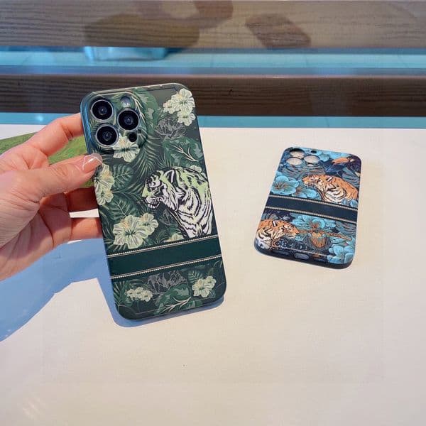 2026 New Forest Tiger Designer Phone cologne Case For Apple perfume Iphone 17 16 Pro Max 15 Promax 14 Plus 13 12 11 Luxury Green Flower Prin