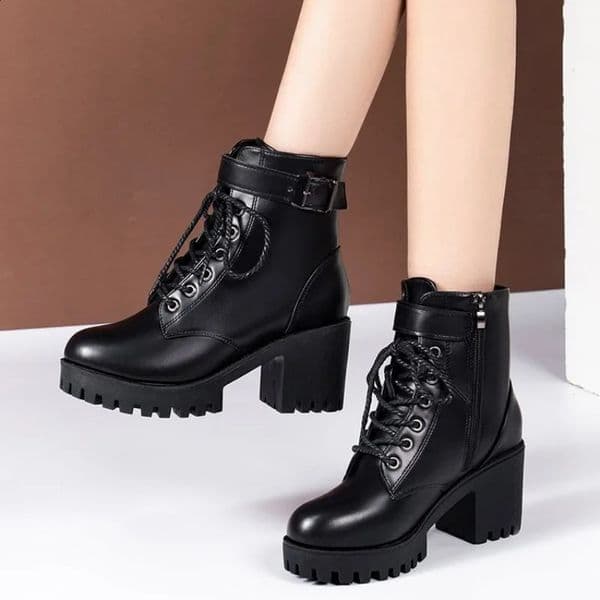 2024 Winter Leather Womens Winter Boots Thick Wool Warm Womens High Heels High Quality Womens Snow Boots Womens Shoes 240827