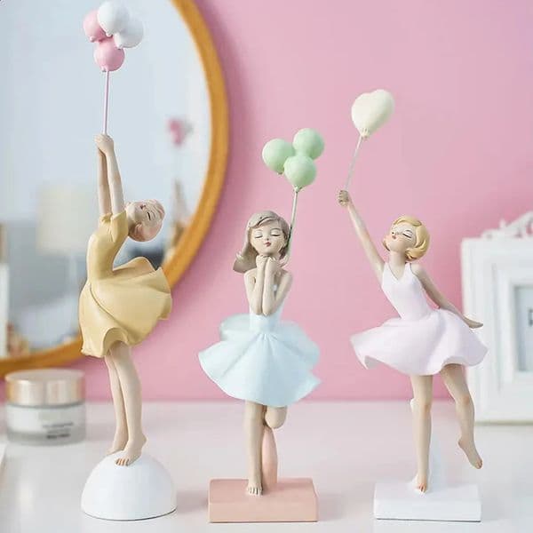 Simple creative cute balloon girl decoration crafts decoration gifts desktop decoration accessories home living room 240828