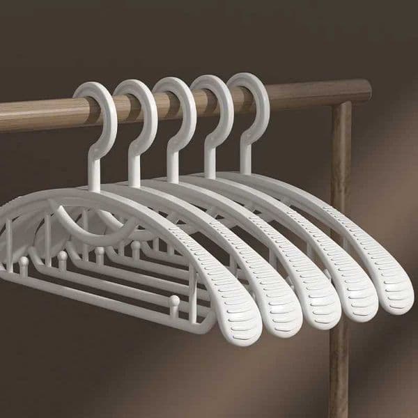 10 wide shoulder household hangers white anti slip hangers dry hangers for storing outerwear wardrobes M240829