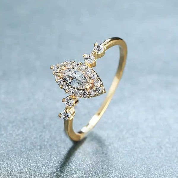 Huitan Exquisite Bridal Wedding Ring with Marquesss Cube Zirconia Luxury Gold Engagement Belt Accessories Fashion Jewelry W240829