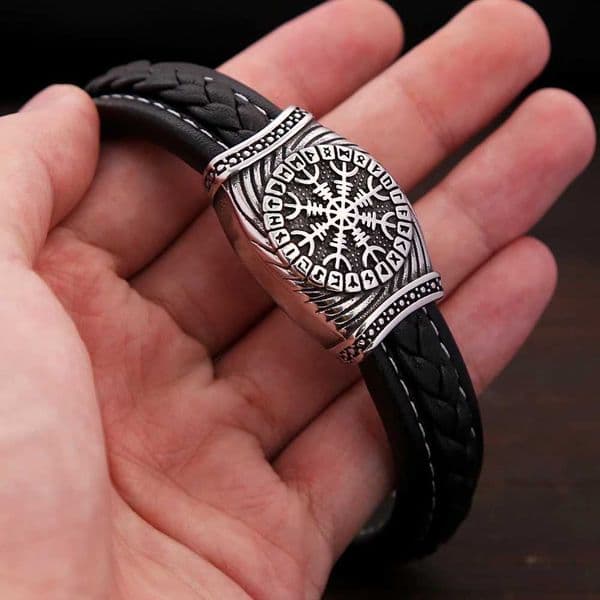 Fashion Retro Nordic Viking Compass Bracelet Mens Stainless Steel Punk Odin Viking Rune Bracelet Talisman Jewelry Wholesale W240830