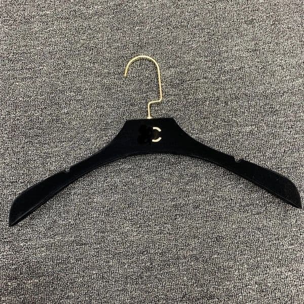 2026 Designer Clothes Hangers With Clips Pants - 3-Piece Black Anti-Slip Clothing Storage Racks For Coats, Pants, And Lingerie Free Shipping Shipping