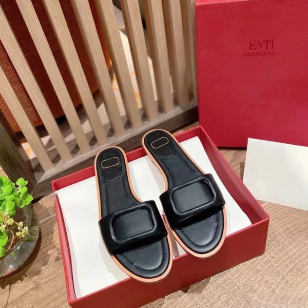 2024 New Slipper slide women shoes outdoor Mule Genuine Leather Summer sandal Size 35-40 man luxury designer Casual shoe Flat Sliders sexy loafer pool sandale With box