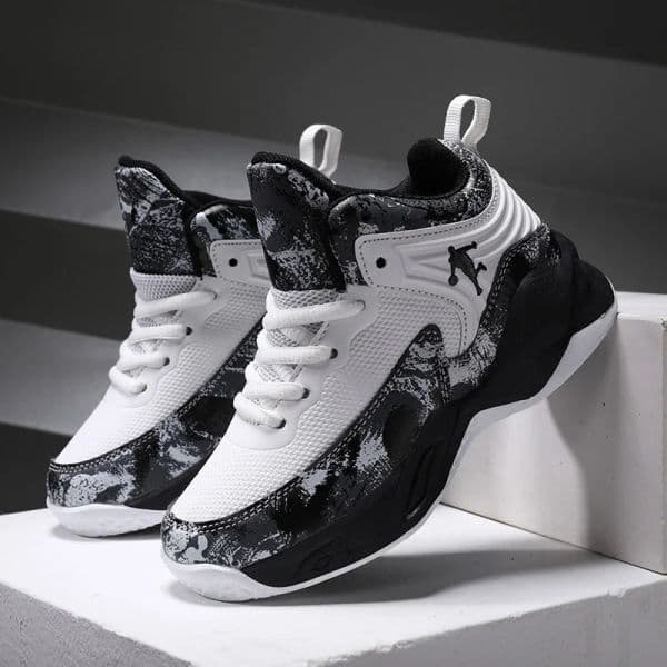 2022 New Boys Brand Basketball Shoes for Kids Sneakers Thick Sole Nonslip Children Sports Shoes Child Boy Basket Trainer Shoes