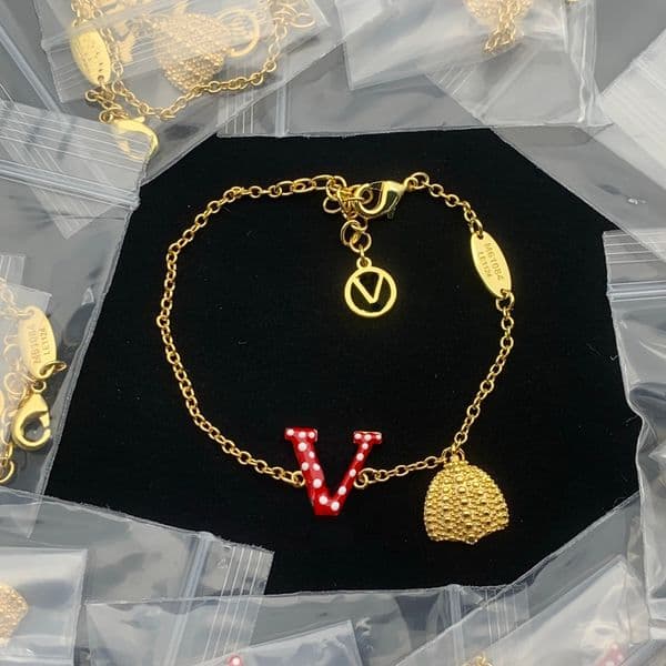 Enamel Letter Blessing Bag Pendant Necklaces Long Chain Pendants Women Neck Chain With Box Upscale Holiday gifts Designer Jewelry Free Shipping