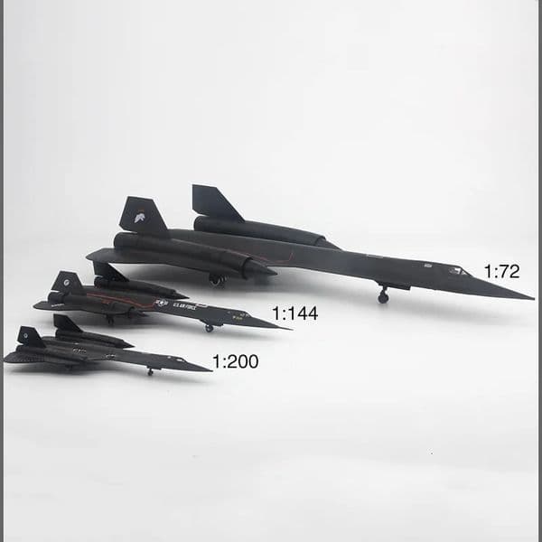 Simulation 1 200 1 144 Sr-71 Blackbird Reconnaissance Aircraft Model Alloy Finished Aircraft Toy Model Pendant Series 241203