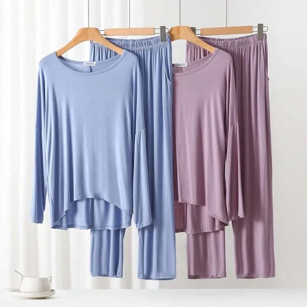 Model skin friendly long sleeved Trouser sleepwear set for women in spring and autumn loose and comfortable 2-piece family service 241130