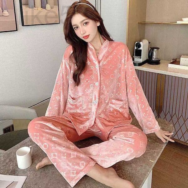 Women's Sleepwear Designer Sleepwear Spring and autumn Golden velvet pajamas women winter long-sleeved cardigan homestays set spring