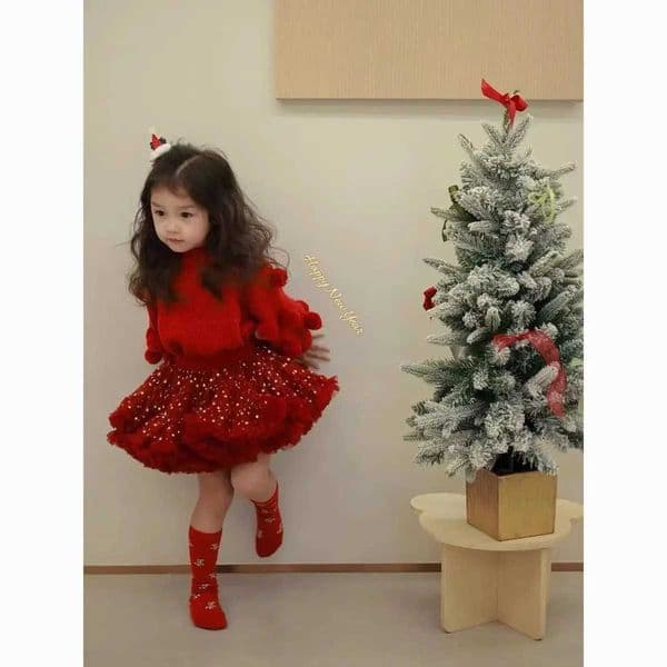 New autumn and winter clothing 2024 Korean girl Christmas red sweater Versatile cute childrens clothing W241205