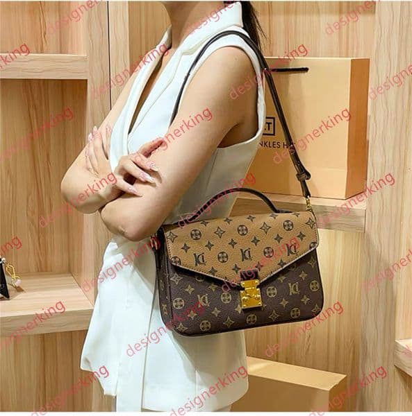 Designer bag Shoulder Bags Diane Crossbody luxury Chain cross body Wallet Women Crescent Bag Dumpling boulogne purse Chain Handbag loop METIS tote the totes 10A