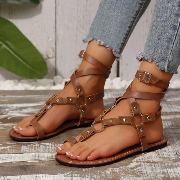 Sandals Roman Sandal Women Summer 2025 Flat Shoes With Strap Rock Designer Fashion Elegant Selling Offer