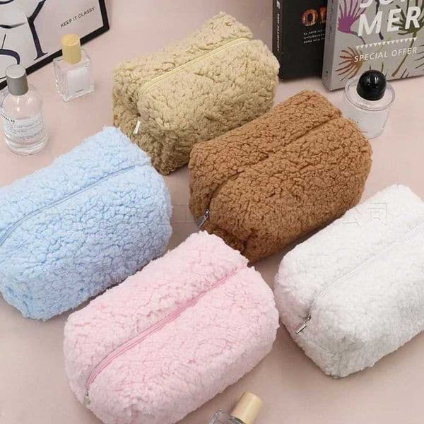 Lambswool Small Cosmetic Bag Cute Plush Makeup Organizer Pouch Kaii Pencil Case Bags Travel Coin Purse Household StorageXJ241206