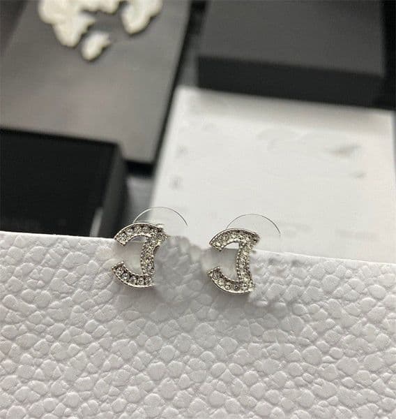 Designer C Earrings Luxury Stud hoop Earing Women Fashion Jewelry Letter CCity Pearl Gold Earrings cjeweler Woman C dfgxd
