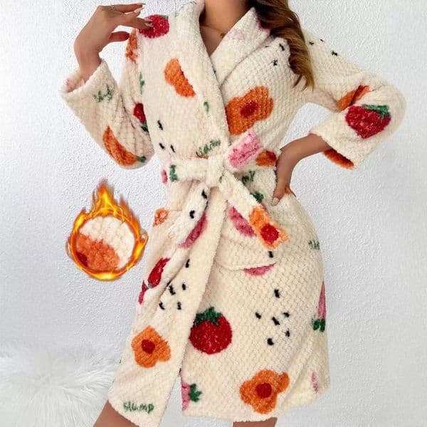 2026 Designer s new autumn and winter velvet fruit pajamas for women thick flannel pajamas and extended bathrobes