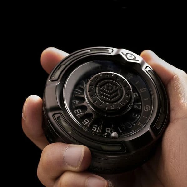 EDC roulette wheel glowing Fidget rotator difficult to choose toy party stress relieving metal finger gyroscope gift 241211