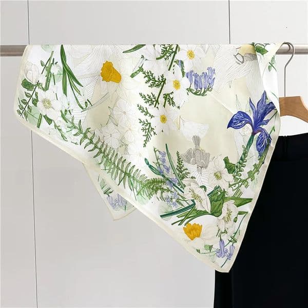 Spring and summer silk square womens scarf 65x65cm mulberry silk collar er printed full matching headscarf shawl 241211