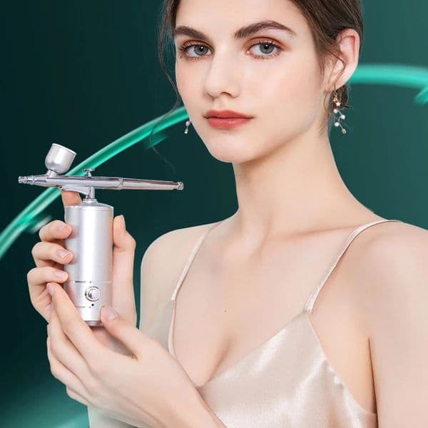 Handheld High Pressure Oxygen Water Jet Oxygen Injection Spray Facial Steamer Mist Nano Oxygen Injector 241213