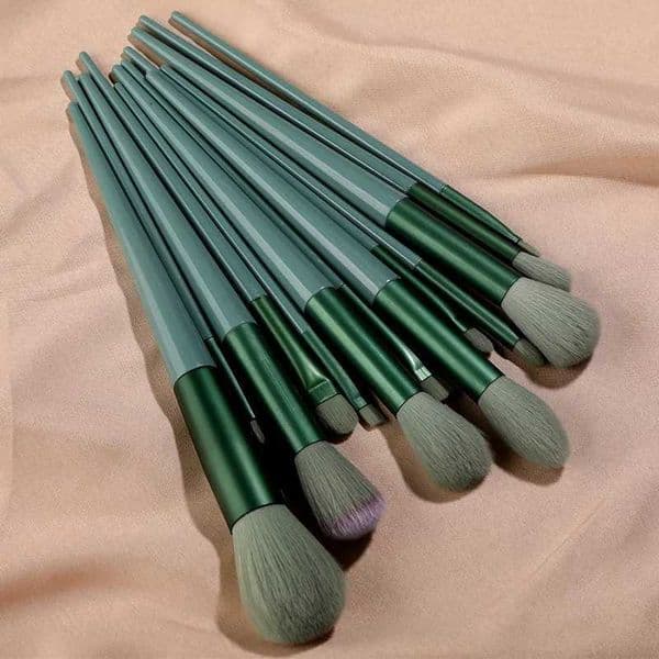 Makeup Brush Set Soft Fluffy Makeup Brushes Set for Cosmetics Foundation Blush Powder Eyeshadow Kabuki Blending Makeup Brush W241216