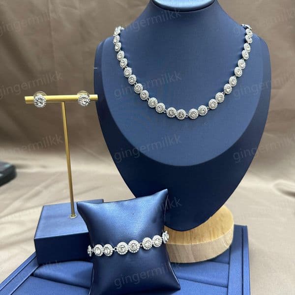 Designer Jewelry Set Gift Box Packing Rhinestone Necklace Bracelet Earrings Sets Adjustable Jewelry Christmas Valentine's Day gifts Chain