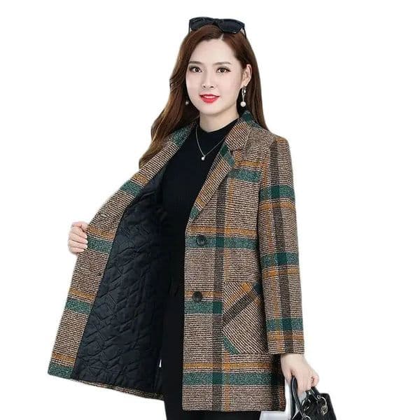 Autumn and winter coat wool coat womens middle-aged and elderly mother wearing cotton trench coat womens plain coat 241209