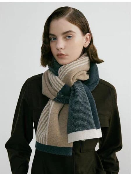 1-608 Couples' All-Match Retro Knit Scarf - Cozy Winter Wear for Him & Her