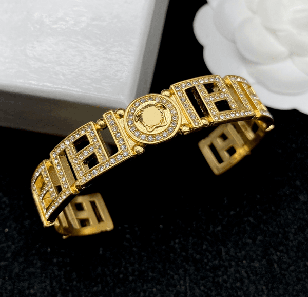 Fashionable Bracelets Bangle Designer Bracelets 18k Gold Plated Wristband Cuff High Quality Jewelry for Men Women Wedding Party Jewelry Gift
