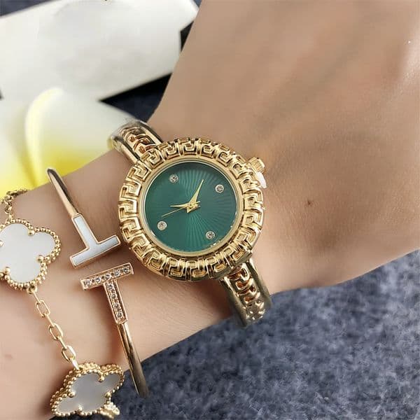 Fashion Brand Wrist Watches Women Girl Ladies Beautiful Exquisite Crystal Style Steel Metal Band Quartz Clock VE107